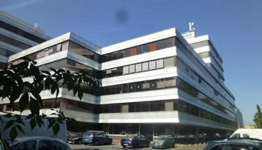 A louer bureaux 14m² en excellent état à Cergy 