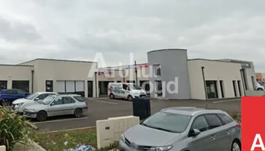 A louer bureaux 54m² zone terre de sport à Niort 