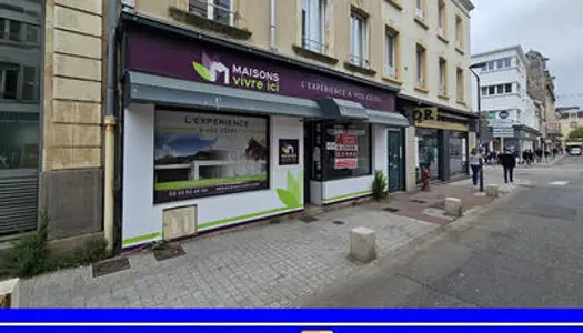 Immobilier professionnel Location Cherbourg-en-Cotentin  46m² 850€