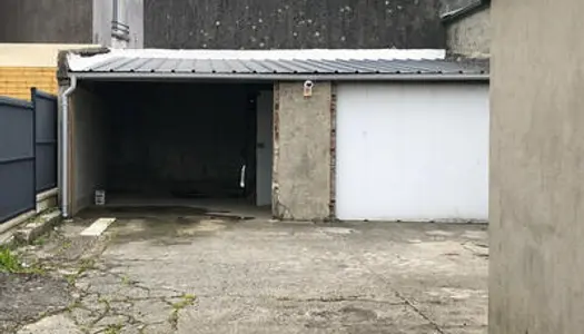 A louer 3 garages à Brest centre 