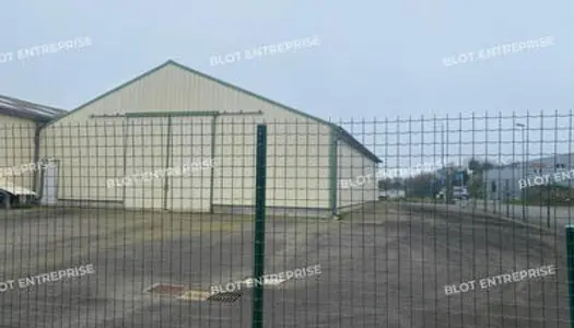 À LOUER - STOCKAGE 245 m² BOURG BLANC 