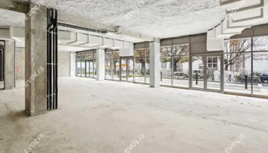 Vente bureaux 337m² à Ivry sur Seine 