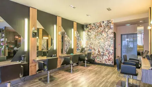 Vente très joli salon de coiffure mixte à Reims