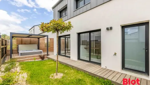 Maison 7 pièces 154 m² 