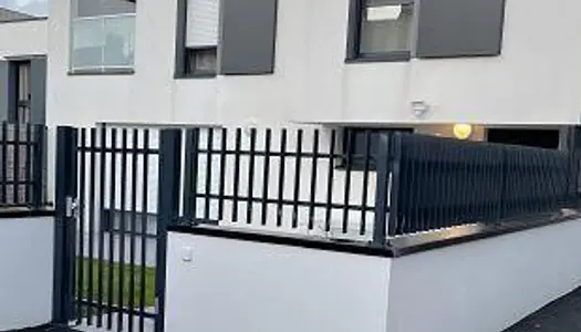 Maison 5 pièces 109 m² 