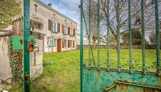 Longère ou corps de ferme 4 pièces 161 m²