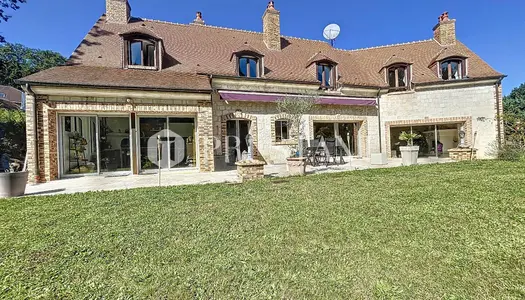 Maison 10 pièces 400 m²