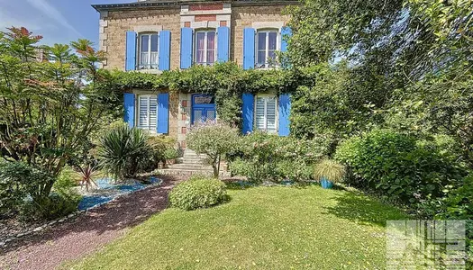 Maison 9 pièces 195 m² 