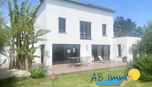 Maison 7 pièces 167 m² 