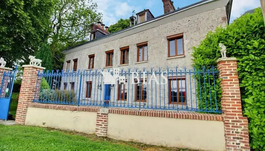 Maison 8 pièces 226 m² 