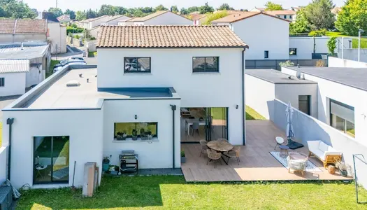 Maison 5 pièces 138 m² 